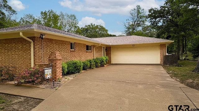 211 Trail Ridge Rd, Athens, TX 75751