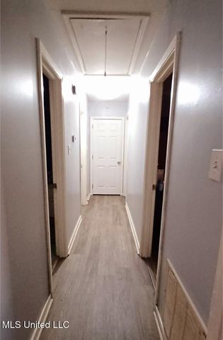 161 Pine Island Drive, Jackson, MS 39206