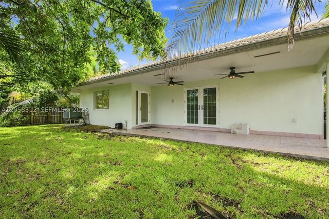 701 Westward Dr, Miami Springs, FL 33166