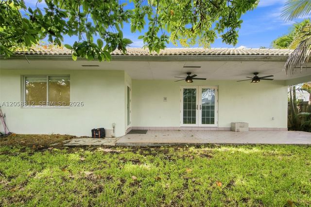 701 Westward Dr, Miami Springs, FL 33166