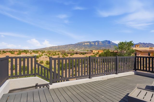 27 Ocate, Placitas, NM 87043