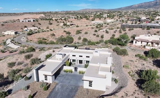 27 Ocate, Placitas, NM 87043