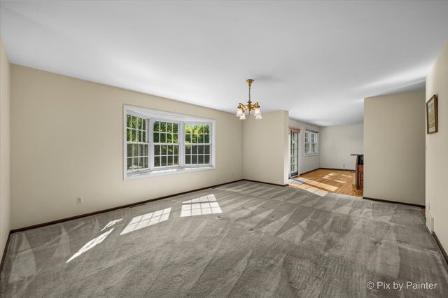 9908 Hillandale Road, Richmond, IL 60071