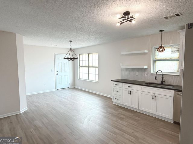 16 Kidd Street, Newnan, GA 30263