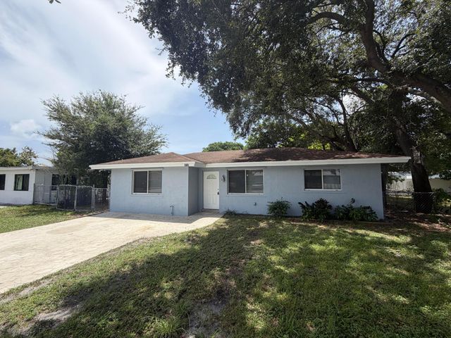 5900 SW 26TH Street, West Park, FL 33023