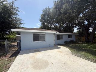 5900 SW 26TH Street, West Park, FL 33023