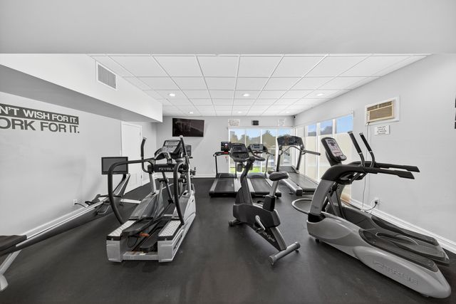 1170 N Federal Highway 411, Fort Lauderdale, FL 33304