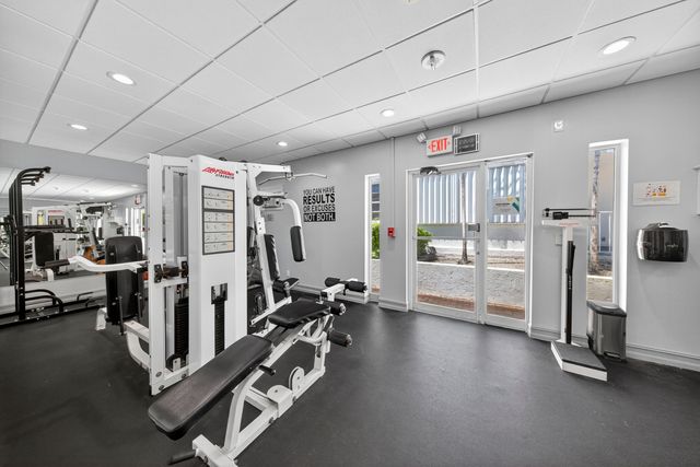 1170 N Federal Highway 411, Fort Lauderdale, FL 33304