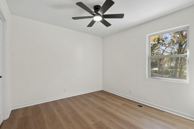 809 Dresden Ct, Antioch, TN 37013