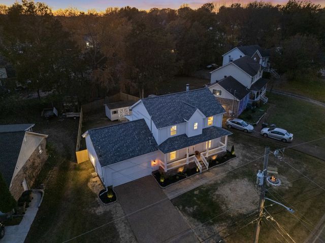 809 Dresden Ct, Antioch, TN 37013