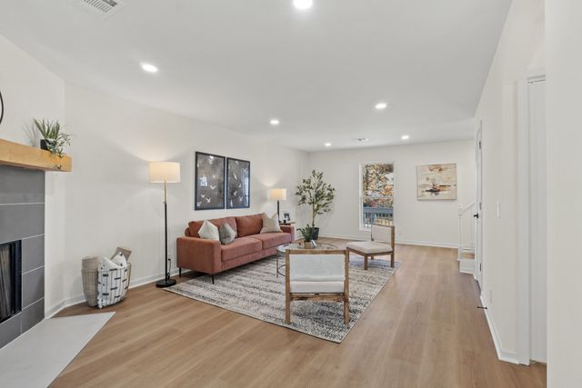 809 Dresden Ct, Antioch, TN 37013