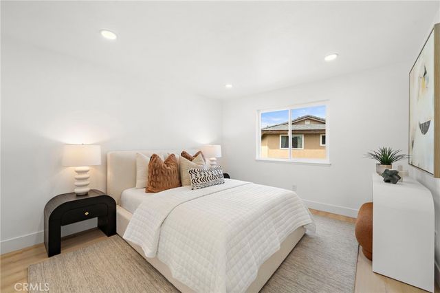 17081 Pleasant, Huntington Beach, CA 92649