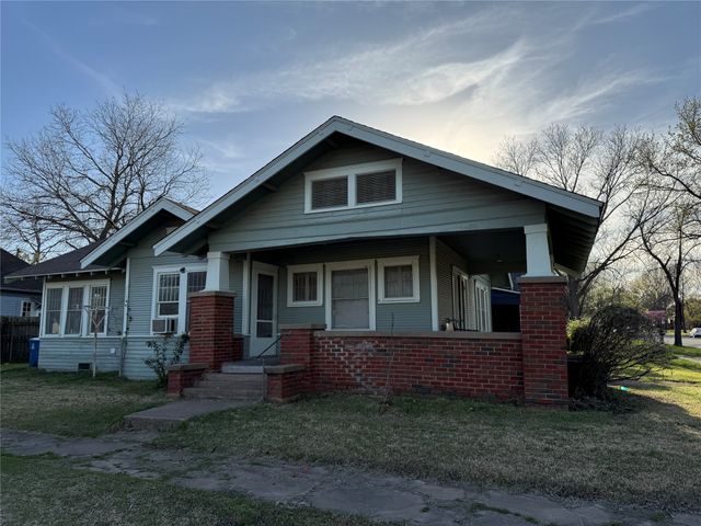 900 W Sears Street, Denison, TX 75020