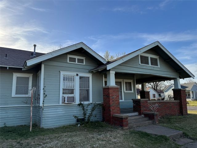 900 W Sears Street, Denison, TX 75020