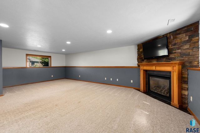 4113 W 88th St Street, Sioux Falls, SD 57108