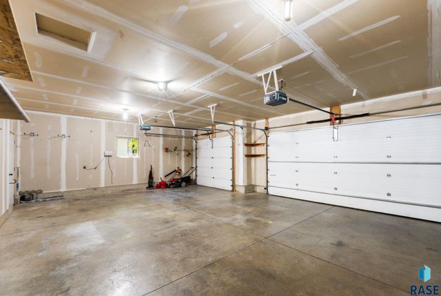 4113 W 88th St Street, Sioux Falls, SD 57108