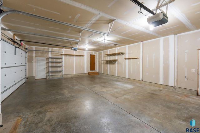 4113 W 88th St Street, Sioux Falls, SD 57108