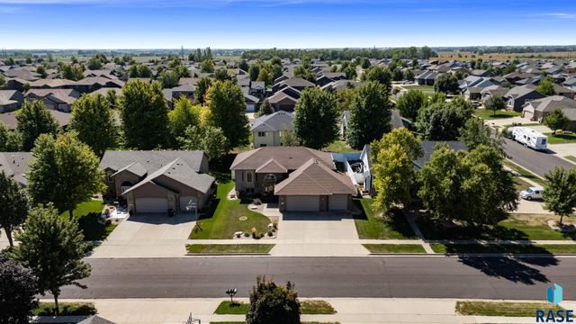 4113 W 88th St Street, Sioux Falls, SD 57108