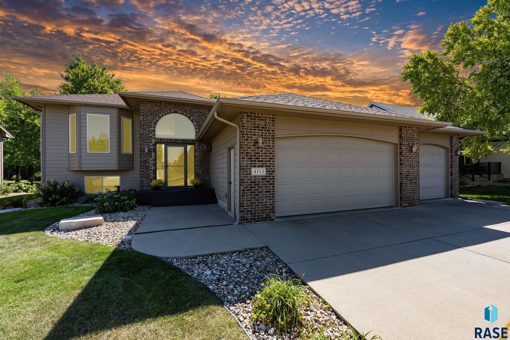 4113 W 88th St Street, Sioux Falls, SD 57108
