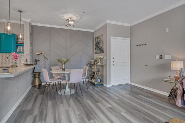 2111 Welch Street B201, Houston, TX 77019