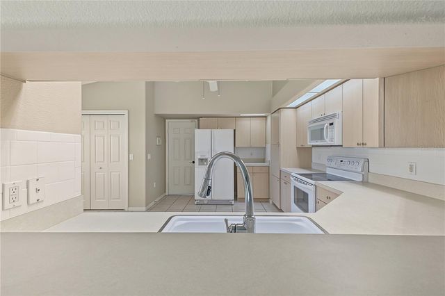 7205 JULIAN STREET, New Port Richey, FL 34653