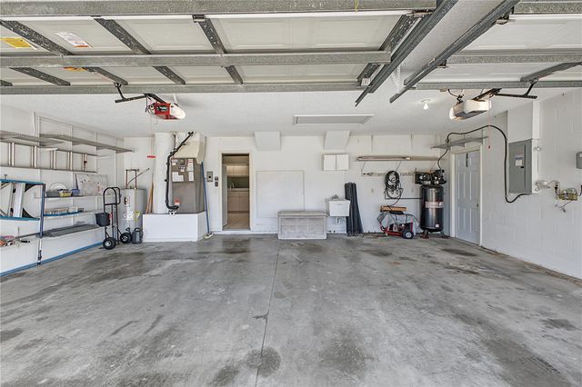 7205 JULIAN STREET, New Port Richey, FL 34653