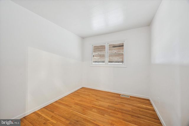 17 PHYLLIS DR, Newark, DE 19711