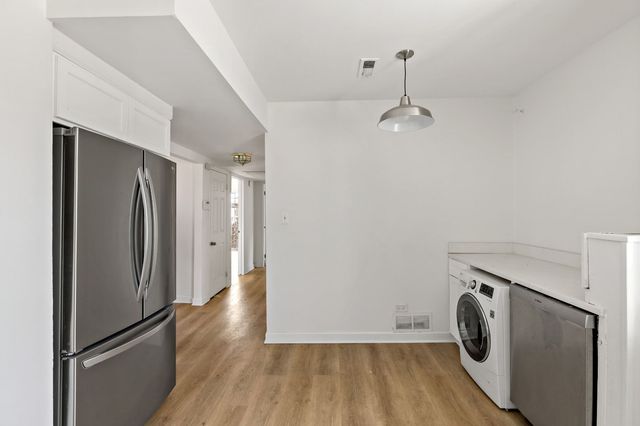 6104 S Dorchester Avenue 2S, Chicago, IL 60637