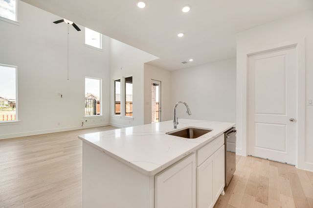 312 Kite Street, Celina, TX 75009