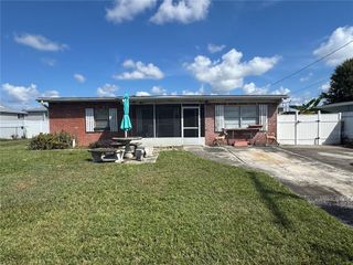 7710 CORAL VINE LANE, Tampa, FL 33619