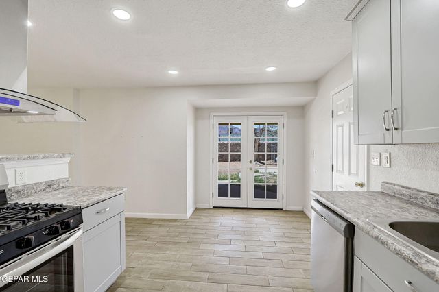 10401 Centaur Drive, El Paso, TX 79924