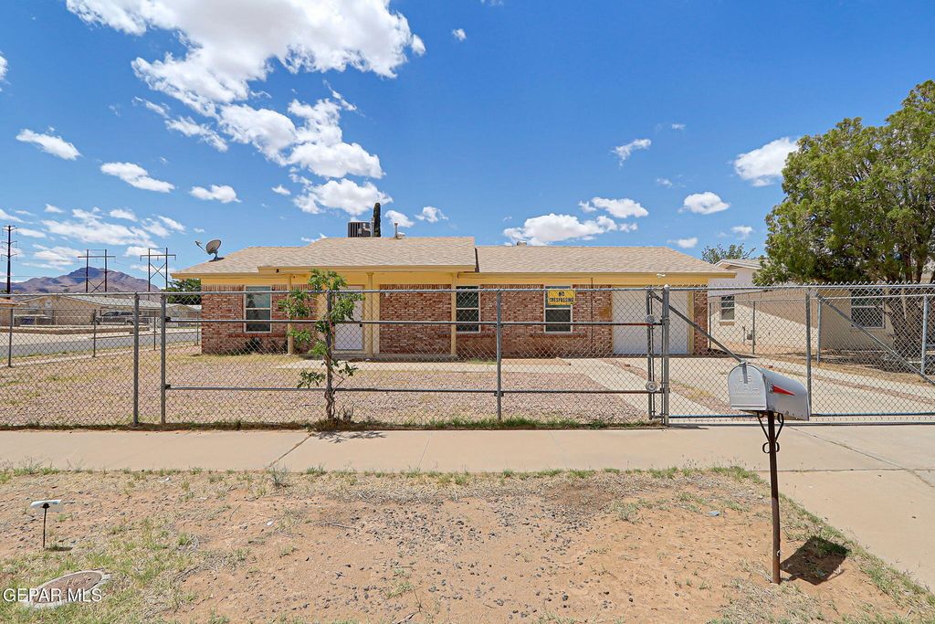 10401 Centaur Drive, El Paso, TX 79924