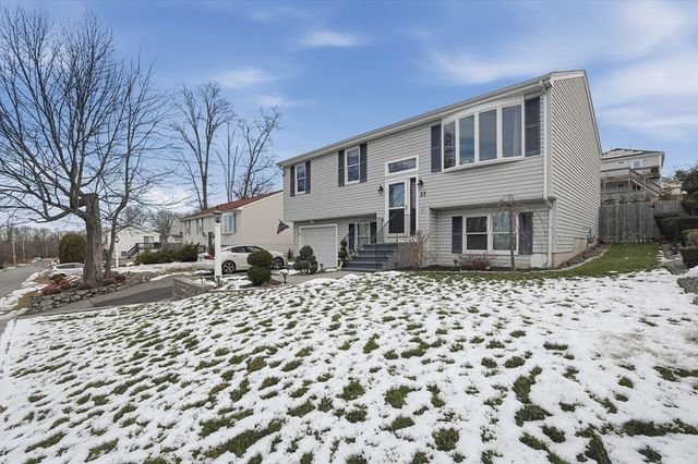 33 Warner Street, Fall River, MA 02720