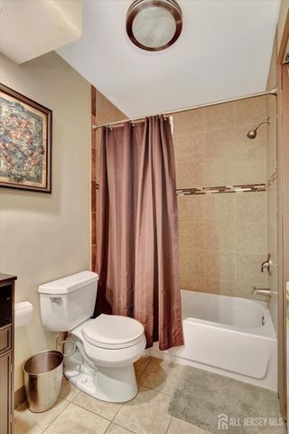 54 Lear Court, East Brunswick, NJ 08816