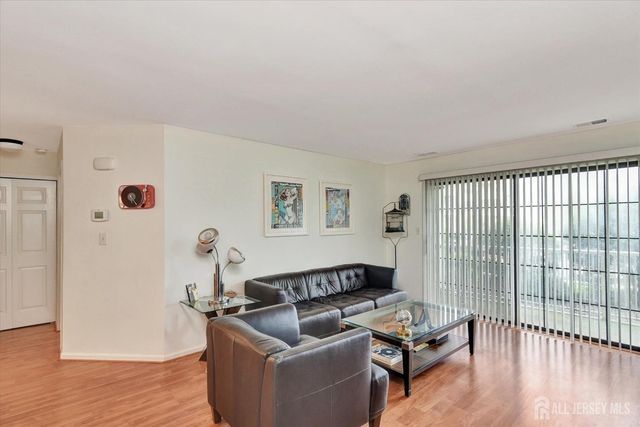 54 Lear Court, East Brunswick, NJ 08816
