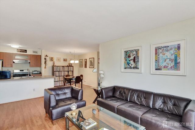 54 Lear Court, East Brunswick, NJ 08816