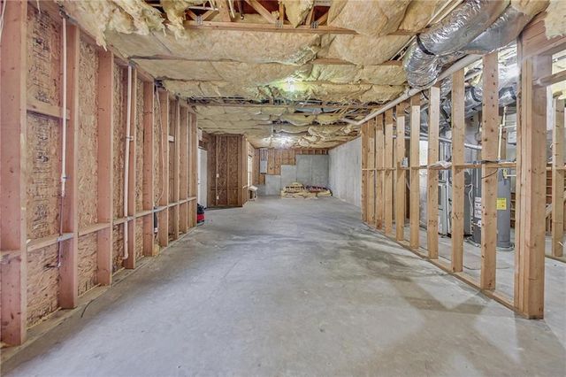 326 CANTERBURY PLACE Drive, Suwanee, GA 30024