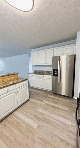 326 CANTERBURY PLACE Drive, Suwanee, GA 30024