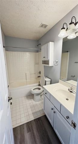 326 CANTERBURY PLACE Drive, Suwanee, GA 30024