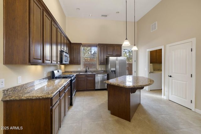 425 E Woodland Drive Drive, Flagstaff, AZ 86001