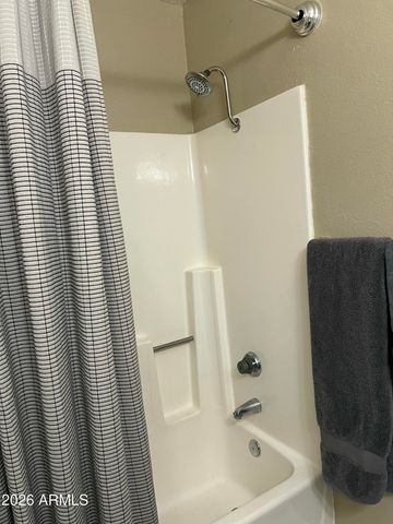 10807 W NORTHERN Avenue 107, Glendale, AZ 85307