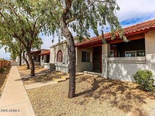 10807 W NORTHERN Avenue 107, Glendale, AZ 85307