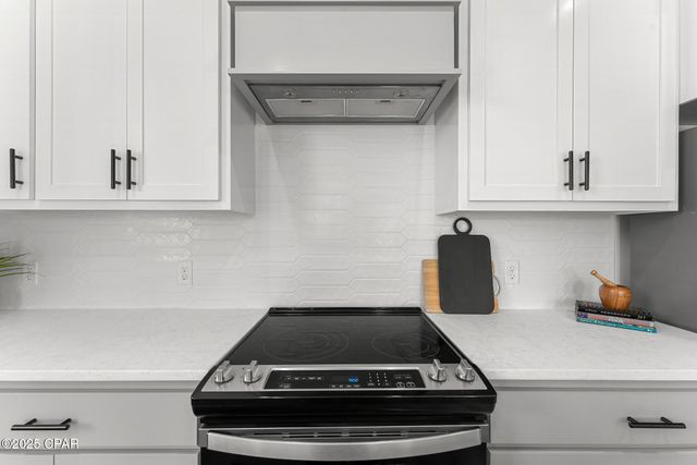 624 Dolphin Drive, Panama City Beach, FL 32413