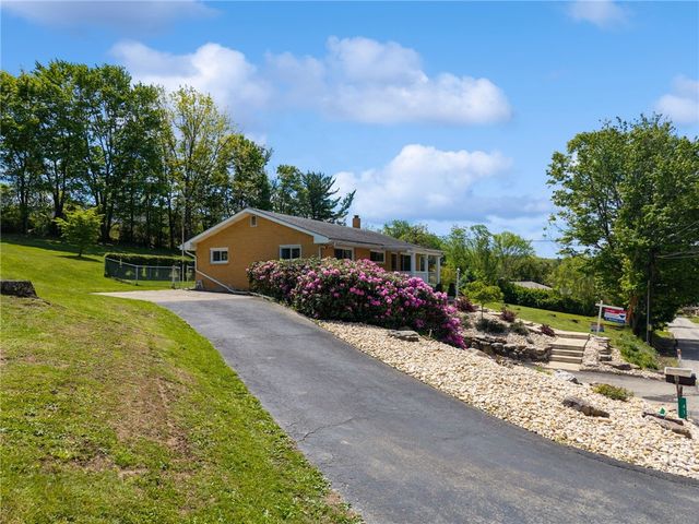 41 Mark Dr, Salem Twp, PA 15626