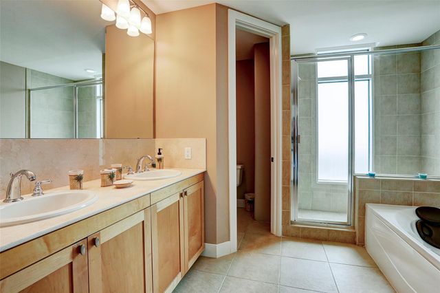 500 Seawall Boulevard 1101, Galveston, TX 77550