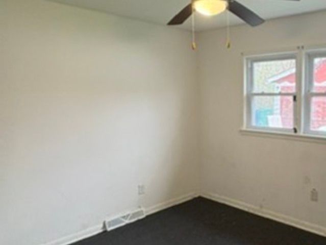 715 E 155th Court, Phoenix, IL 60426