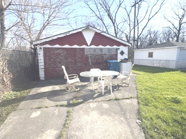 715 E 155th Court, Phoenix, IL 60426