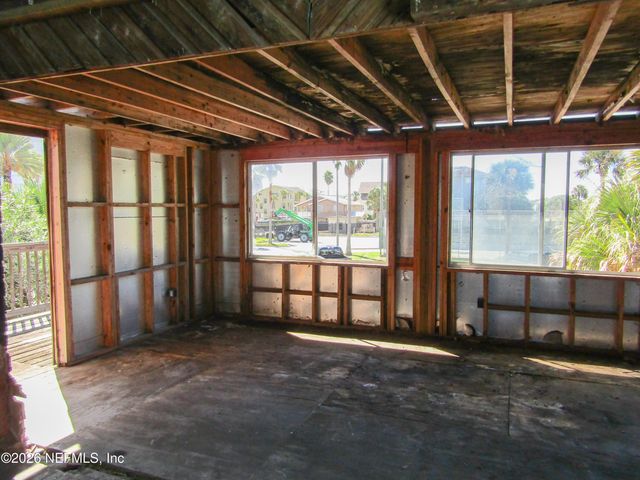 127 16TH Avenue S, Jacksonville Beach, FL 32250