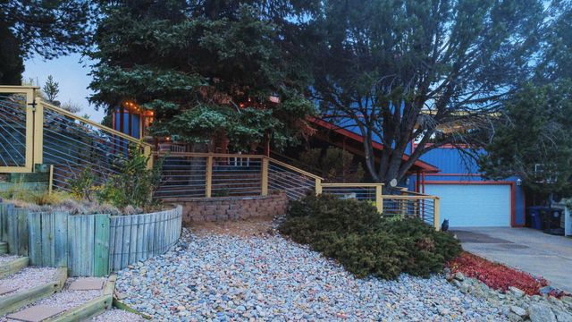 14418 Oakwood Place NE, Albuquerque, NM 87123