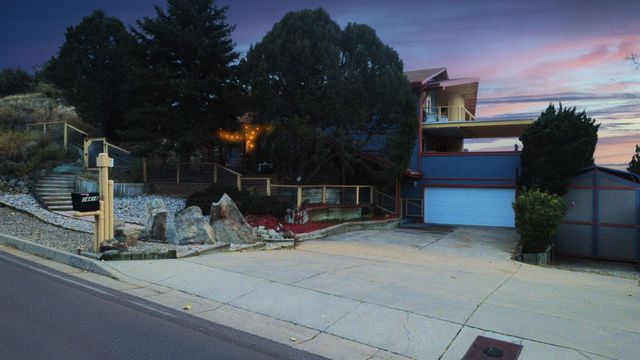 14418 Oakwood Place NE, Albuquerque, NM 87123